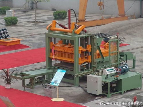 国外客户对免烧砖机需求五花八门,真考验人的技术能力