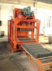 超细磨粉机-免烧砖机-破碎机_郑州高新区金丰机械设备厂