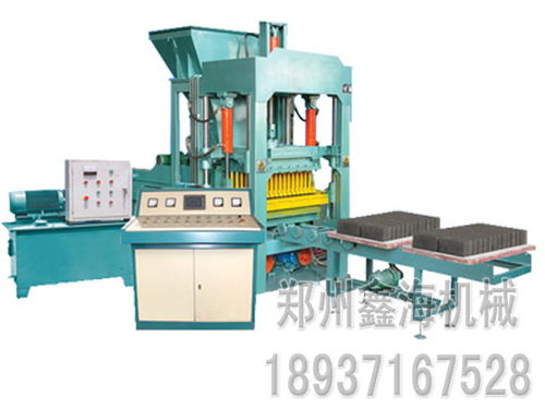 h0413选择低噪音免烧砖机提高生产效率